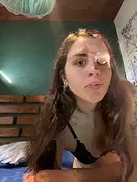 Snapshot of isadelasestrellas chatting on March 2026 12:41:01 PM isadelasestrellas online show from March 2026 12:41:01 PM