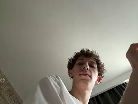 Snapshot of oypo chatting on February 2025 11:42:02 AM oypo online show from February 2025 11:42:02 AM