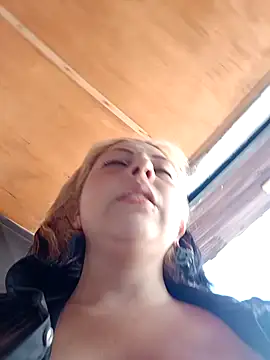 Snapshot of madelaine- chatting on December 2024 04:49:01 PM madelaine- online show from December 2024 04:49:01 PM