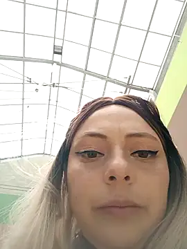 Snapshot of madelaine- chatting on October 2025 08:09:02 PM madelaine- online show from October 2025 08:09:02 PM