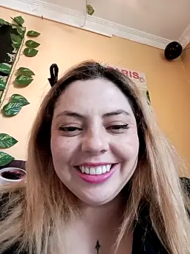 madelaine- online show from April 2026 08:57:02 PM