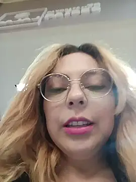 madelaine- online show from May 2026 06:58:01 PM