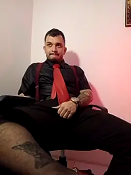 Snapshot of tony_landri chatting on February 2026 04:19:01 AM tony landri online show from February 2026 04:19:01 AM