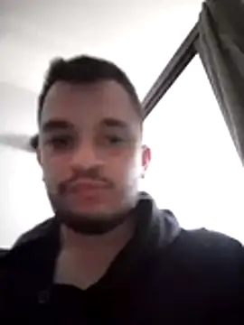 Snapshot of tony_landri chatting on February 2026 10:42:01 PM tony landri online show from February 2026 10:42:01 PM