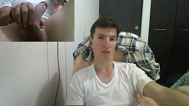 Snapshot of fieryloves chatting on January 2025 05:34:02 AM fieryloves online show from January 2025 05:34:02 AM