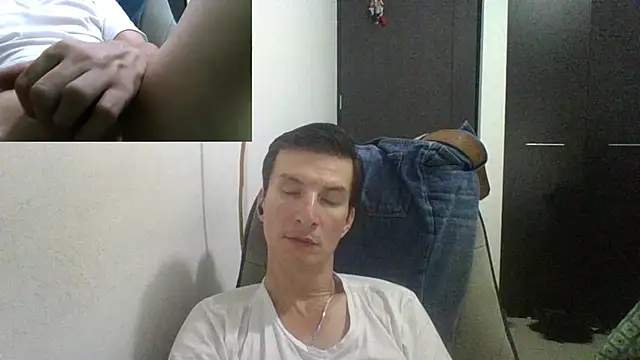 Snapshot of fieryloves chatting on February 2025 03:54:02 AM fieryloves online show from February 2025 03:54:02 AM
