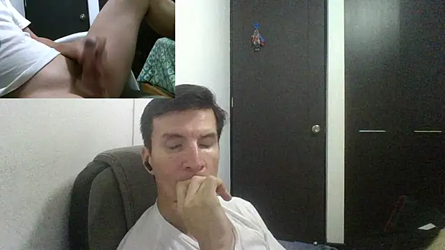 Snapshot of fieryloves chatting on March 2025 04:17:02 AM fieryloves online show from March 2025 04:17:02 AM