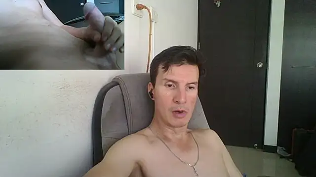 Snapshot of fieryloves chatting on March 2025 07:06:02 PM fieryloves online show from March 2025 07:06:02 PM