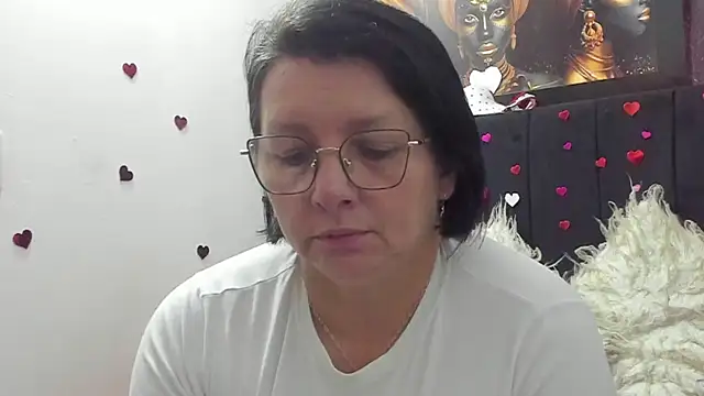 Evaaross 2345 online show from March 2026 02:32:01 PM