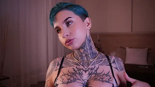 AliceShazaham  online show from January 2025 02:32:02 AM