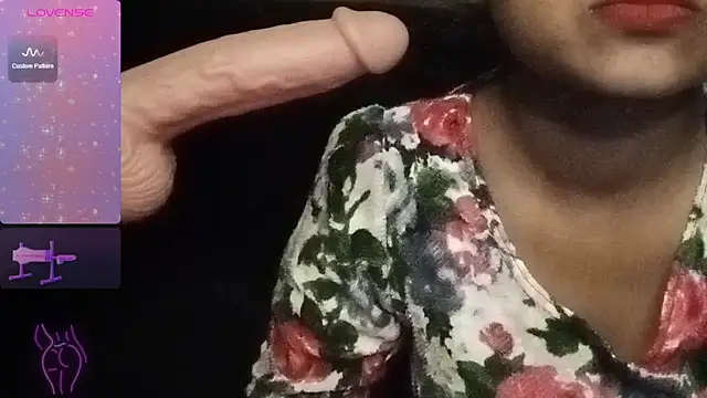 Snapshot of Sheela_oshovadi chatting on January 2025 01:15:01 PM Sheela oshovadi online show from January 2025 01:15:01 PM