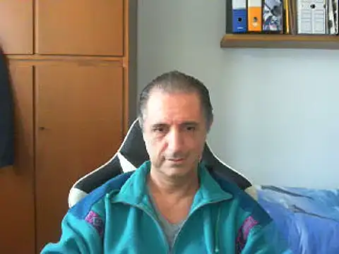 Snapshot of lliuk70mi chatting on March 2025 02:12:01 PM lliuk70mi online show from March 2025 02:12:01 PM