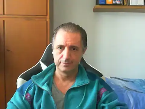 Snapshot of lliuk70mi chatting on March 2025 01:29:02 PM lliuk70mi online show from March 2025 01:29:02 PM