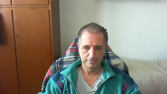 lliuk70mi online show from April 2026 02:37:01 PM