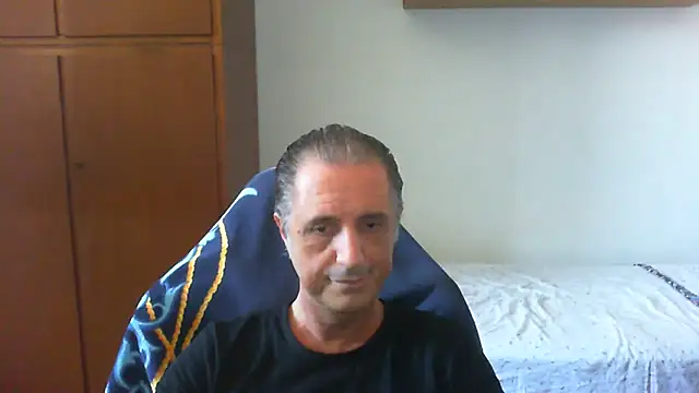lliuk70mi online show from June 2026 01:01:02 PM
