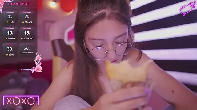 milly kenner online show from February 2025 08:10:01 PM