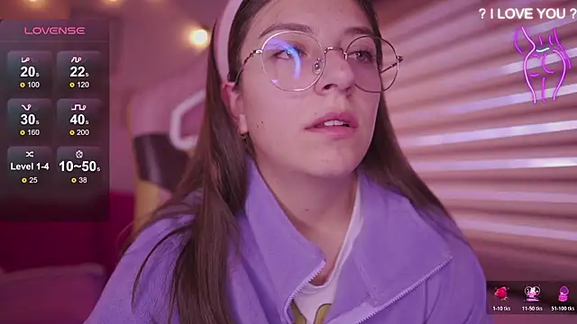 Snapshot of milly_kenner chatting on February 2026 07:35:01 PM milly kenner online show from February 2026 07:35:01 PM