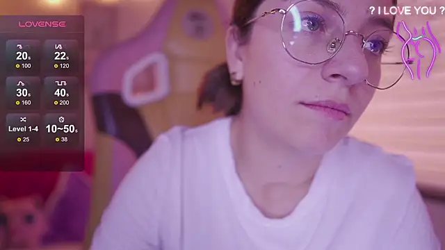 Snapshot of milly_kenner chatting on March 2026 07:31:01 PM milly kenner online show from March 2026 07:31:01 PM