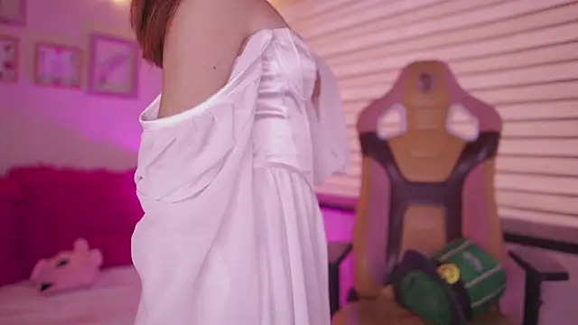 Snapshot of milly_kenner chatting on March 2026 07:50:01 PM milly kenner online show from March 2026 07:50:01 PM