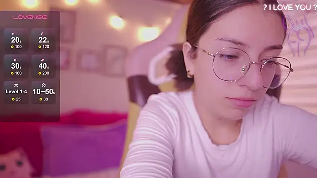 Snapshot of milly_kenner chatting on March 2026 07:51:02 PM milly kenner online show from March 2026 07:51:02 PM