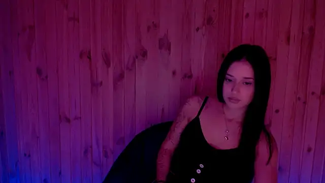 AlisaLink online show from October 2025 05:01:01 PM