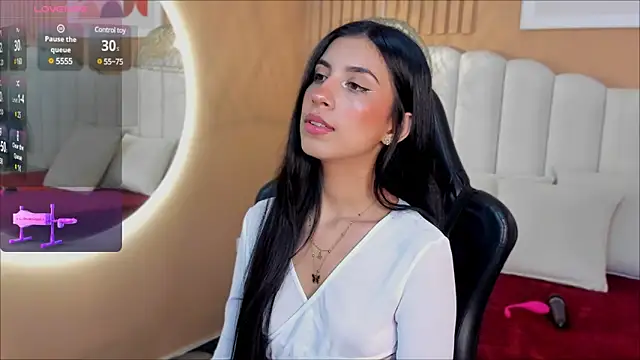 Snapshot of zia_cooper chatting on March 2025 06:59:02 PM zia cooper online show from March 2025 06:59:02 PM