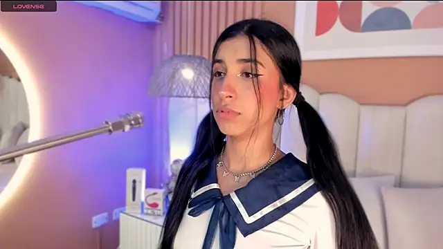 Snapshot of zia_cooper chatting on September 2025 07:15:01 PM zia cooper online show from September 2025 07:15:01 PM