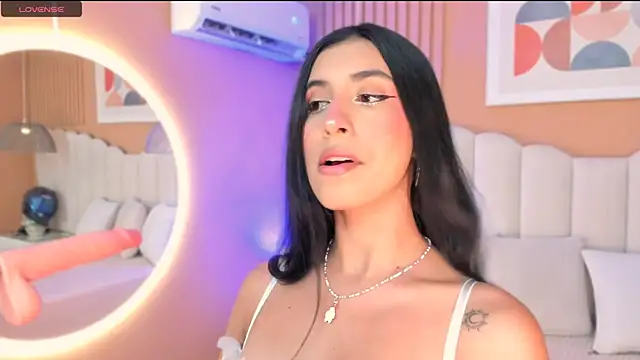 Snapshot of zia_cooper chatting on October 2025 07:22:02 PM zia cooper online show from October 2025 07:22:02 PM