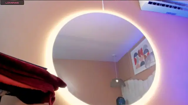 Snapshot of zia_cooper chatting on October 2025 07:11:01 PM zia cooper online show from October 2025 07:11:01 PM