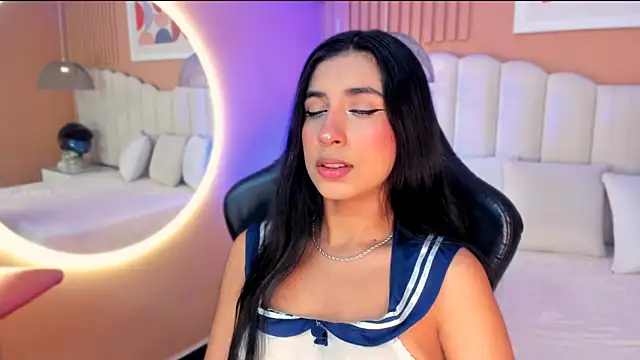 Snapshot of zia_cooper chatting on October 2025 07:13:01 PM zia cooper online show from October 2025 07:13:01 PM