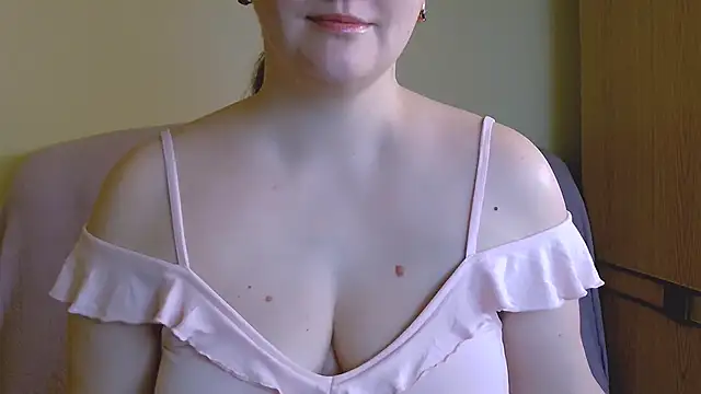 ChubbyMaia online show from February 2025 12:36:01 PM