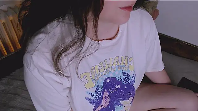 ChubbyMaia online show from May 2026 06:57:02 PM