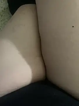 Snapshot of maria22A chatting on October 2025 04:51:02 PM maria22A online show from October 2025 04:51:02 PM