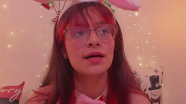 RedMeloddy online show from December 2024 11:09:02 PM