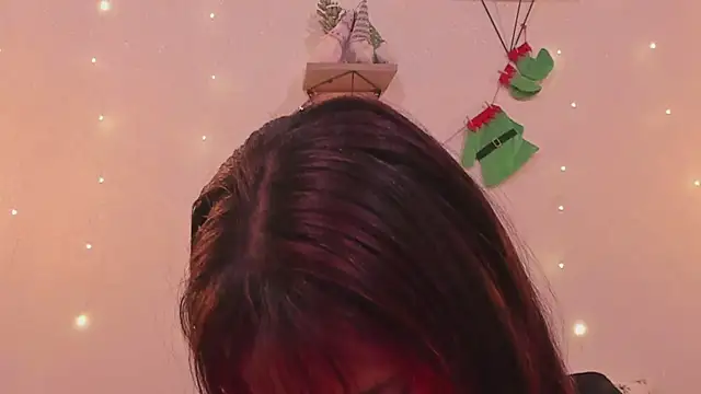 RedMeloddy online show from December 2024 10:34:02 PM