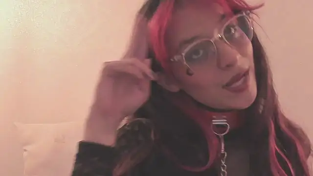 RedMeloddy online show from March 2025 10:31:02 PM