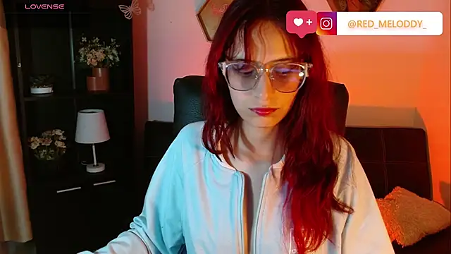RedMeloddy online show from April 2026 10:01:01 PM