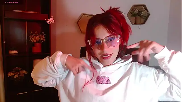 RedMeloddy online show from April 2026 09:43:02 PM