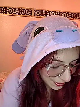 RedMeloddy online show from May 2026 02:28:01 AM