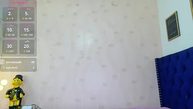 littleebonymommy online show from June 2026 07:14:01 PM