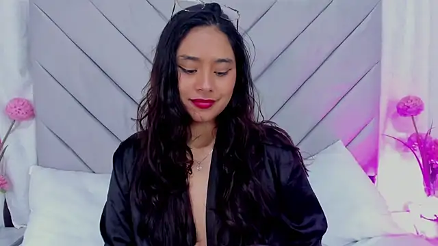 Snapshot of AnnaQueen_ chatting on February 2025 07:55:01 PM AnnaQueen online show from February 2025 07:55:01 PM