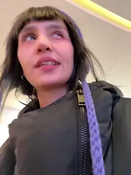 Snapshot of bigbabykiki chatting on December 2024 09:33:01 AM bigbabykiki online show from December 2024 09:33:01 AM