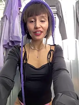 Snapshot of bigbabykiki chatting on December 2024 09:17:02 AM bigbabykiki online show from December 2024 09:17:02 AM