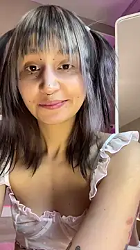 bigbabykiki online show from May 2026 06:25:01 PM