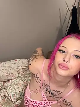 Snapshot of hellokittyy024 chatting on January 2025 09:10:01 PM hellokittyy024 online show from January 2025 09:10:01 PM