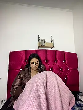 Snapshot of CAM_21X chatting on December 2024 12:12:02 PM CAM 21X online show from December 2024 12:12:02 PM