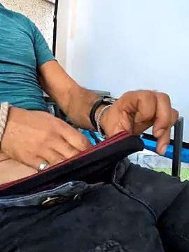 Snapshot of FotografoPollon chatting on September 2025 01:16:01 PM FotografoPollon online show from September 2025 01:16:01 PM