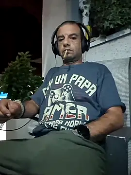 Snapshot of FotografoPollon chatting on October 2025 09:10:02 PM FotografoPollon online show from October 2025 09:10:02 PM