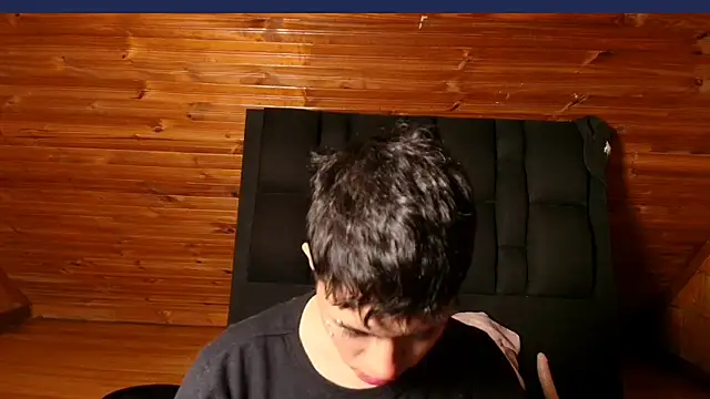 Snapshot of Justyn_Ross chatting on October 2025 06:35:02 AM Justyn Ross online show from October 2025 06:35:02 AM