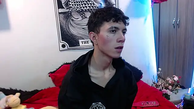 Snapshot of Justyn_Ross chatting on December 2025 03:22:02 AM Justyn Ross online show from December 2025 03:22:02 AM